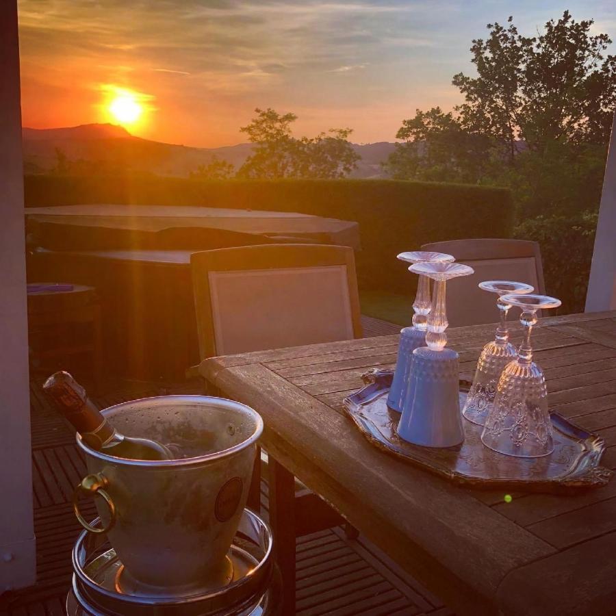 Montefiore Conca Villa Tamara Country & Spa Suites المظهر الخارجي الصورة